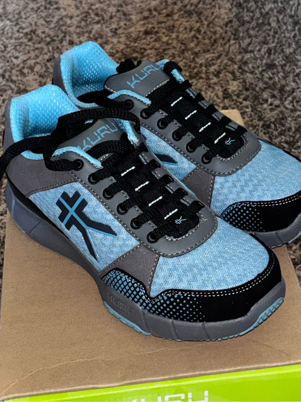 Kuru Quantum Walking Comfort Sneaker Glacial/Slate Gray/Black Women 5.5 Wide